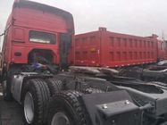 รถบรรทุกหัวฉีด 420 HP Sinotruk Howo 6x4 พร้อมหัวเตียงคู่นอน HW79