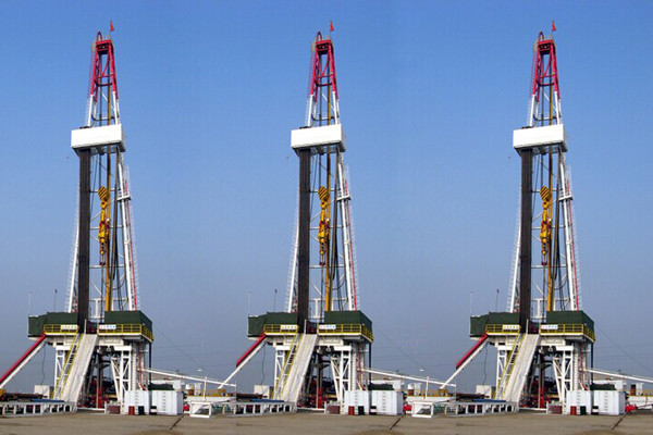 เครื่องเจาะรูประสิทธิภาพสูง Rotary Drilling Rig ZJ50 / 3150LDB