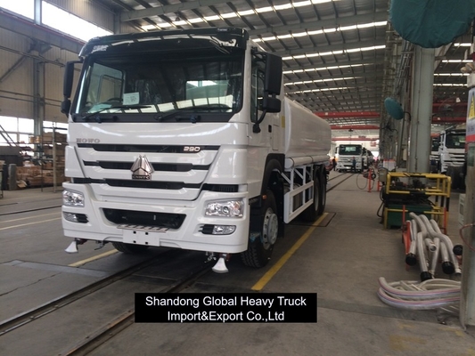 HOWO 4X2 รถบรรทุกน้ํามัน 8m3 8000 ลิตร ไดเซลน้ํามันน้ํามันรถบรรทุกน้ํามันสําหรับขาย