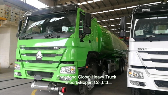 Sinotruk HOWO 8*4 รถบรรทุกถังน้ํามัน 12 ล้อ รถบรรทุกน้ํามัน 30000L รถบรรทุกกระจาย