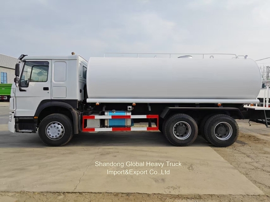 เครื่องยนต์ดีเซล Sinotruck HOWO 6X4 336HP HOWO 10 ยาง 20000 ลิตร กระบี่น้ํากระบี่
