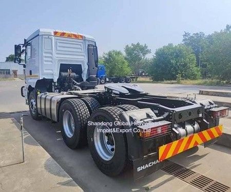 ยูโร 2 Shacman F3000 รถบรรทุก 6 × 4 เครื่องยนต์ยนต์ 351-450hp สําหรับการขนส่งภาระหนัก