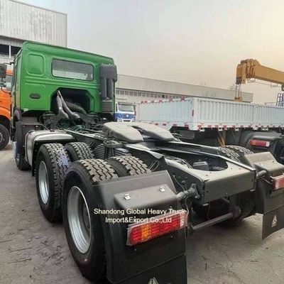 โฮโว 6x4 รถบรรทุกถังรถยนต์ใช้ Sinotruk LHD RHD ขับรถยนต์ระยะไกล รถบรรทุกหัว