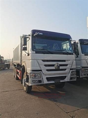 มือสอง 32 30 35 ตัน รถบรรทุก หมุน ไดเซล มือสอง Sinotruck HOWO 6X4 รถบรรทุก