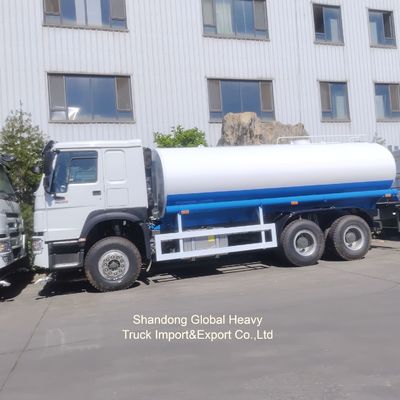 20000L 30000 ลิตร ซินอทรูคใหม่มือสอง HOWO 6 * 4 Sprinkler ถังน้ํา รถบรรทุก