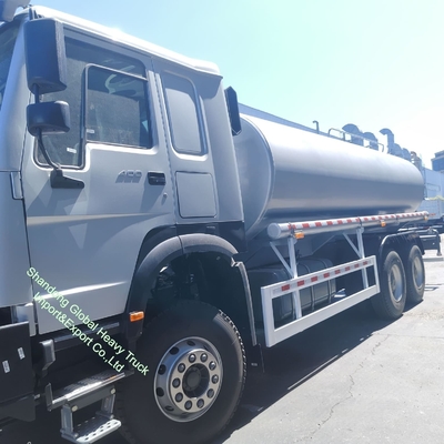 HOWO รถบรรทุกถังน้ํา Sinotruck HOWO 6*4 รถกระจายน้ํา 20000 ลิตร รถบรรทุกถังน้ํา สําหรับขาย