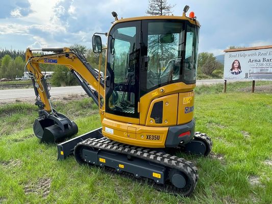 XCMG XE35U 3.5-ton Mini Crawler Excavator with 0.06m3 Bucket Capacity and 15.4kw Power