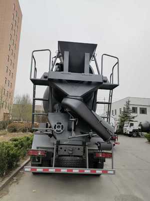 รถบรรทุกปูนซีเมนต์ HOWO 6X4 12 ลูกบาศก์เมตร ประสิทธิภาพสูง รถผสมคอนกรีตมือสอง