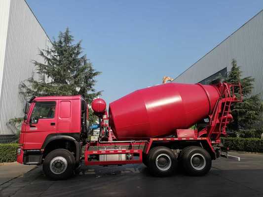 Heavy-Duty HOWO TX/NX MAX 8×4 Concrete Mixer Truck with 10 m³ Capacity 340-400HP Engine and Euro 2/3 Emission Standard