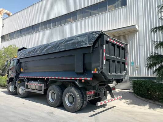 รถบรรทุกผสมคอนกรีต HOWO ขนาด 10 เมตรคิวบิก ที่ได้รับการปรับปรุงใหม่ พร้อมเครื่องยนต์ 371 HP สําหรับการจัดส่งคอนกรีตที่ประหยัด