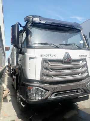 Sinotruck HOWO Nx Tx 6X4 Euro2 340HP 371HP 8m3 10m3 25 ตัน รถบรรทุกซีเมนต์ / เครื่องผสมคอนกรีต