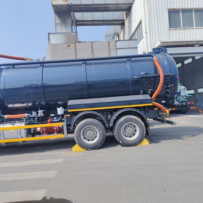 รถดูดสิ่งปฏิกูลสุญญากาศ HOWO 15CBM พร้อมเครื่องยนต์ 266HP และไดรฟ์ 6 × 4 สำหรับการทำความสะอาดถังบำบัดน้ำเสีย