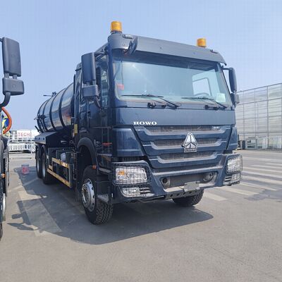 HOWO 15CBM รถบรรทุกดูดระบายน้ําเสียแบบกระบวนการ 6×4 และเครื่องยนต์ 336 HP สําหรับทําความสะอาดถัง Septic และขนส่ง sludge
