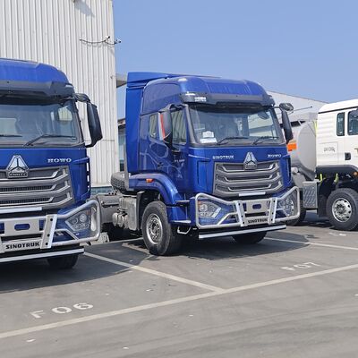 HOWO NX 6×4 รถบรรทุกดึง พร้อมเครื่องยนต์ 380 HP และการแขวนสตางค์ใบหนักสําหรับการขนส่งสินค้าหนัก