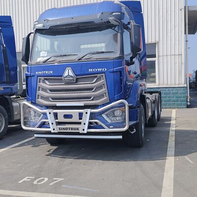 HOWO NX 6×4 รถบรรทุกดักดัน พร้อมเครื่องยนต์ดีเซล 420HP เครื่องขนส่งมือหนัก และชาสีเสริมสําหรับการทําเหมืองแร่
