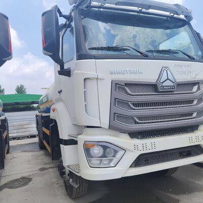 HOWO NX 6×4 CNG Fuel Tank Truck พร้อมเครื่องยนต์ 400HP และความจุ 30,000L สําหรับการขนส่งดีเซลและเบนซิน