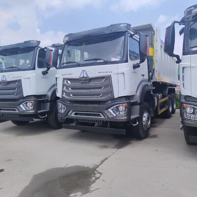 HOWO NX 6 × 4 รถขุดเหมืองหนักที่มีเครื่องยนต์ 430 HP และภาระประโยชน์ 30-35 ตันสําหรับแอฟริกา