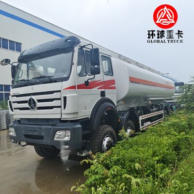 Beiben 8x8 35000L รถบรรทุกน้ํามันเหมืองหินหนักสําหรับการขนส่งน้ํามันดีเซลในคองโก