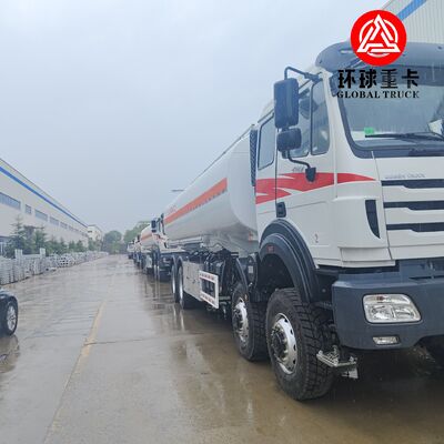 Beiben 8x8 รถบรรทุกถังน้ํามัน 35,000L รถบรรทุกน้ํามันหนักสําหรับโครงการเหมืองแร่คองโก