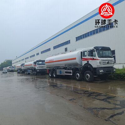 รถบรรทุกน้ำมันเชื้อเพลิง Beiben 8x8 ขนาด 35,000 ลิตร รถบรรทุกน้ำมันดีเซลสำหรับงานหนักสำหรับเหมืองแร่คองโก