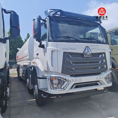 HOWO NX 8x4 30000L รถกระบะน้ํามัน รถกระบะน้ํามันดีเซลภาระหนัก รถกระบะน้ํามันสําหรับการขนส่งน้ํามันเคนย่า