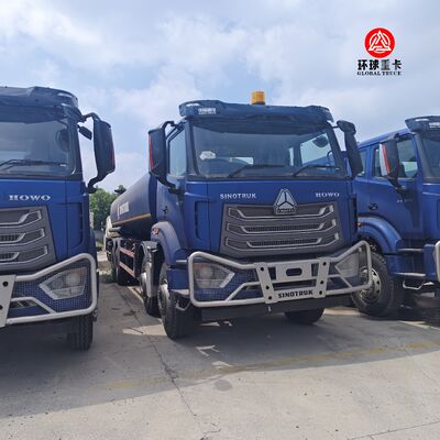 รถบรรทุกน้ำมันเชื้อเพลิง HOWO NX 8x4 ขนาด 30,000 ลิตร รถบรรทุกดีเซลสำหรับตลาดไนจีเรีย
