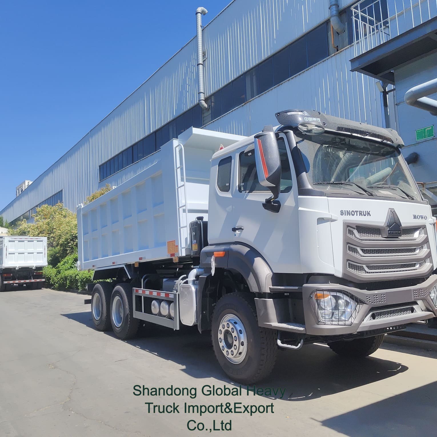 รถดั้มพ์ Sinotruk Nx 6X4 371HP 400HP ดีเซล Sinotruck 10 ล้อ 12 ล้อ รถดั้มพ์ HOWO มือสอง