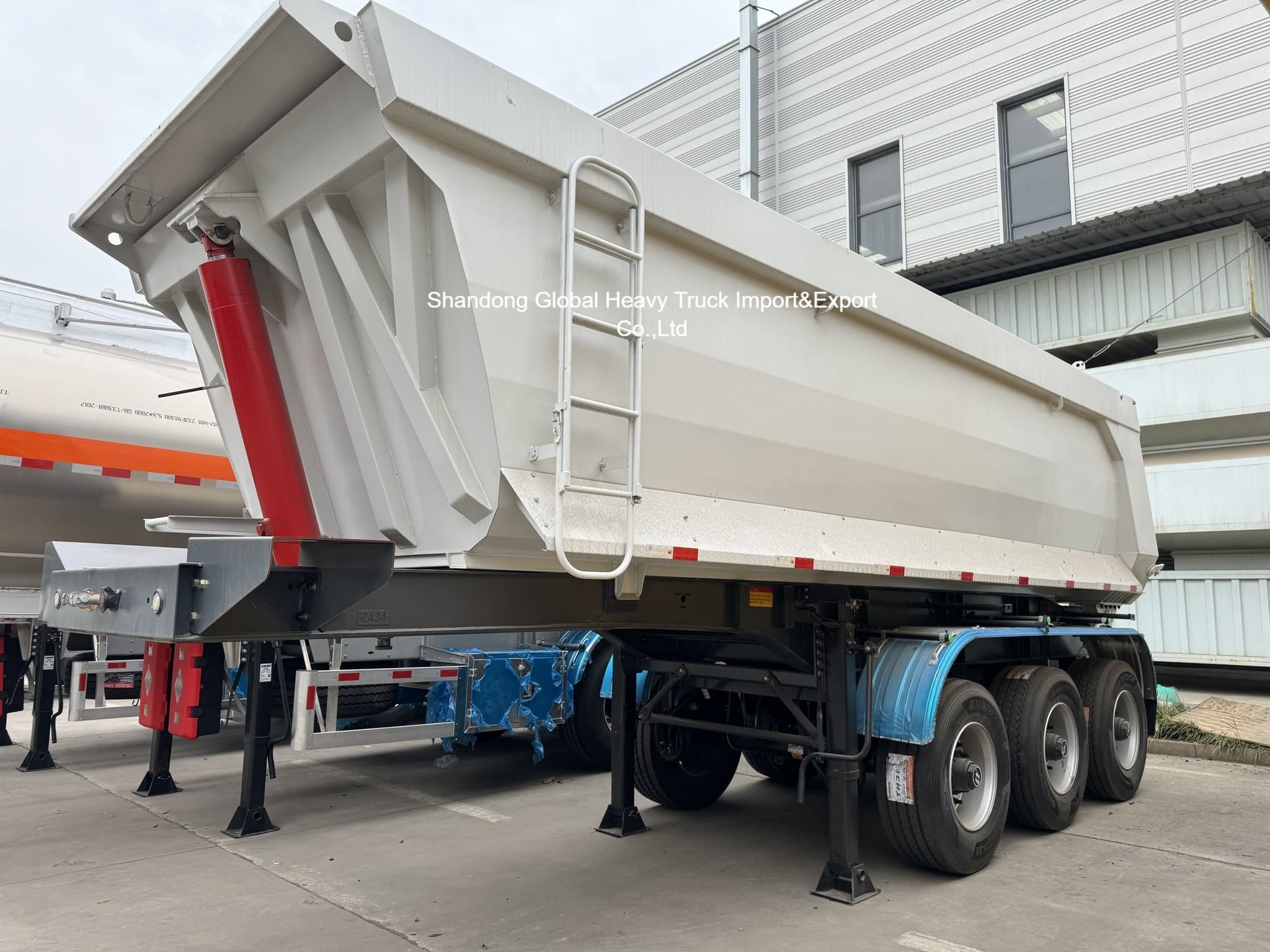 รถบรรทุก 3 แอ็กซ์เหล็ก ขนาด 95000kg ความจุ
