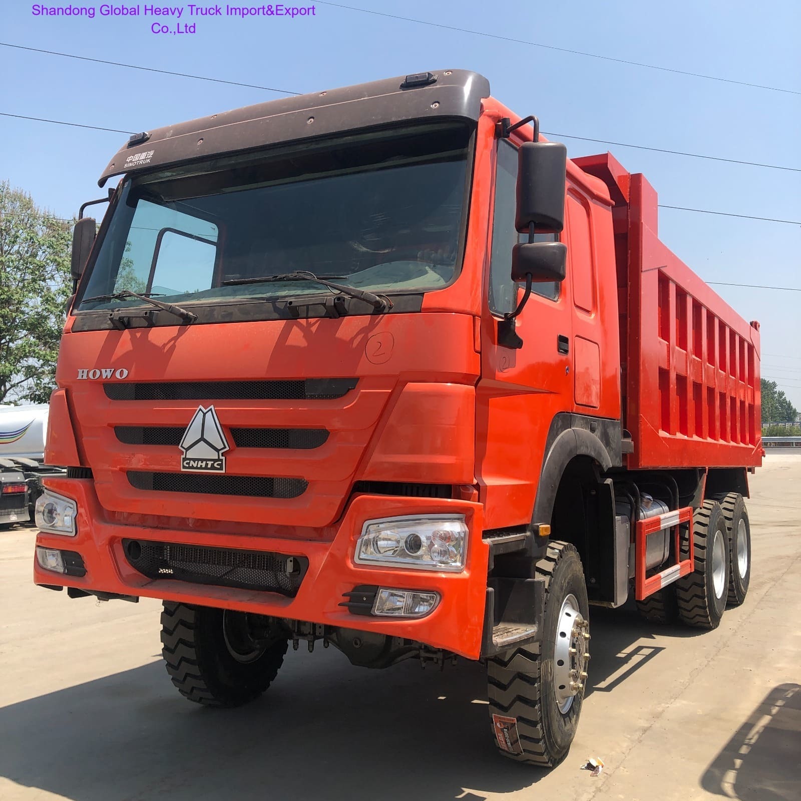 รถดั้มพ์ Sinotruk HOWO 6x4 สำหรับงานหนัก พร้อมถังน้ำมันเชื้อเพลิง 400 ลิตร พวงมาลัยขวา และเบาะนั่งแบบถุงลม
