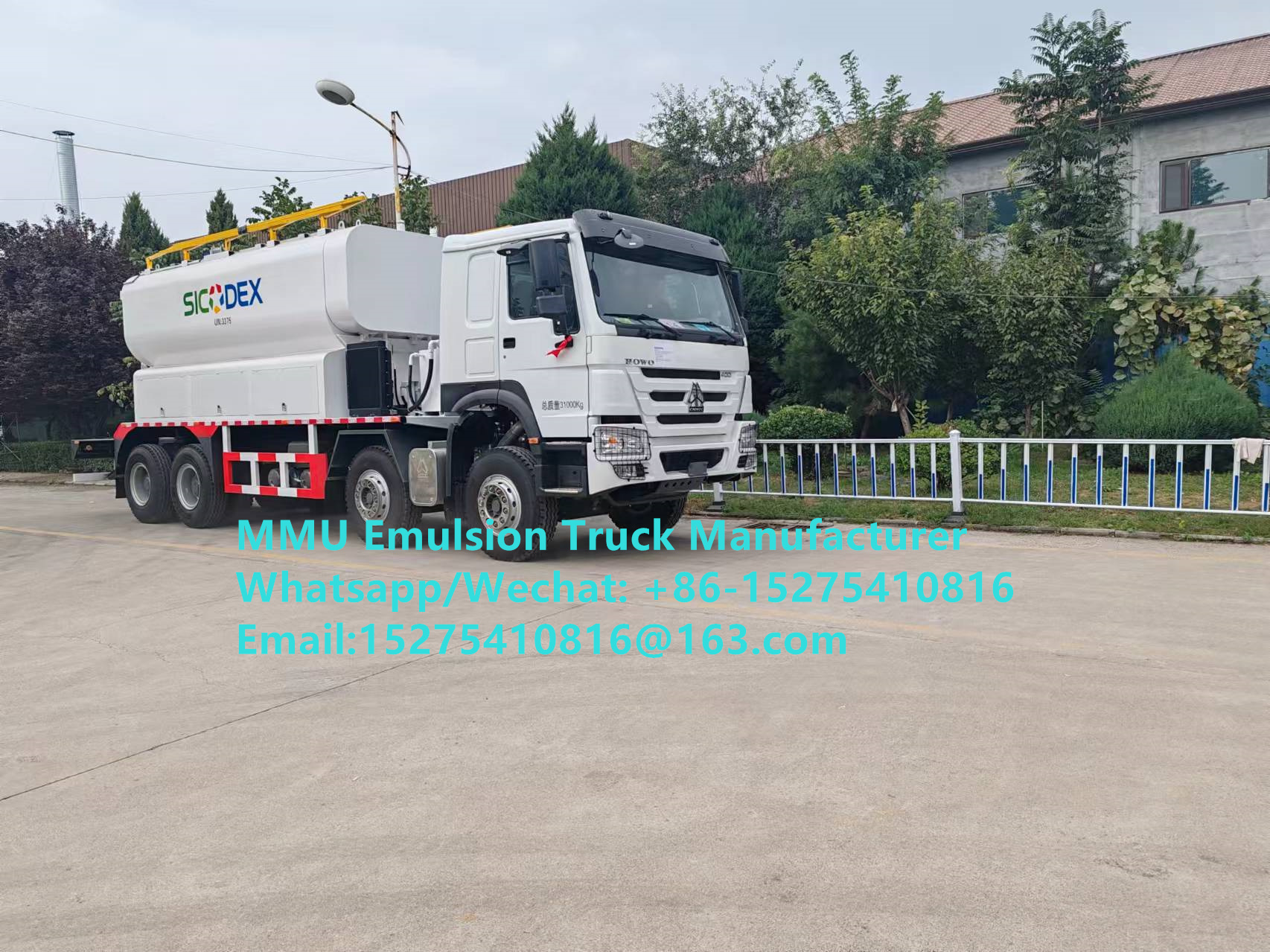 HOWO การผสมผสานและการชาร์จเอมูลชั่นขนาด 20 ตัน BULKMASTER EXPLOSIVES VEHICLE FOR WET OR DROY BLASTHOLES การผลิตและจัดส่งระเบิดขนาดใหญ่ที่แตกต่างกันถึง 3 อันในใบผ่านเดียวเพื่อประสิทธิภาพในการปฏิบัติงาน
