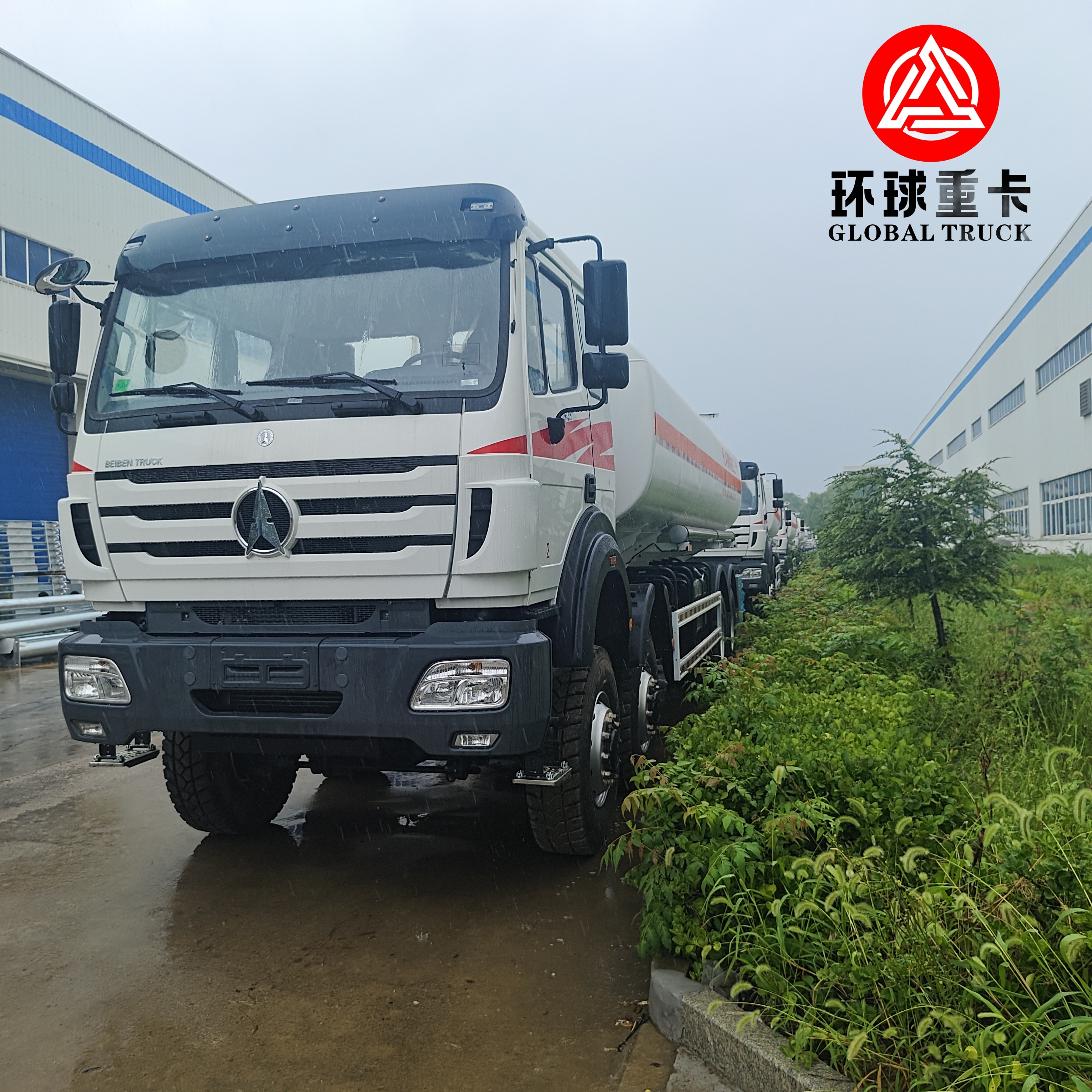 รถบรรทุกน้ำมันเชื้อเพลิง Beiben 8x8 ขนาด 35,000 ลิตร สำหรับอุตสาหกรรมเหมืองแร่ในคองโก