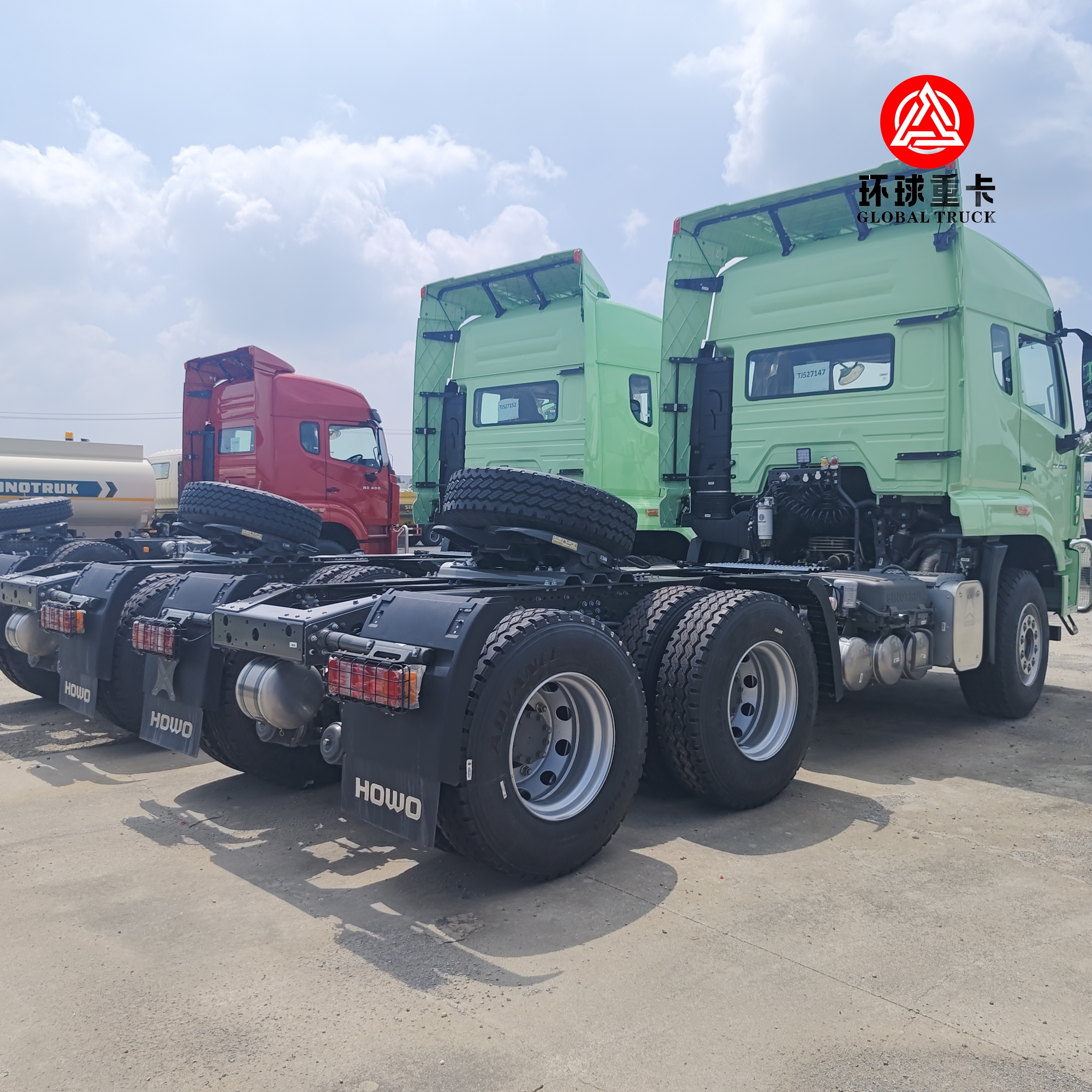 Sinotruk HOWO NX 430HP 6x4 รถหัวลากสำหรับการขนส่งสินค้าทางไกล Prime Mover