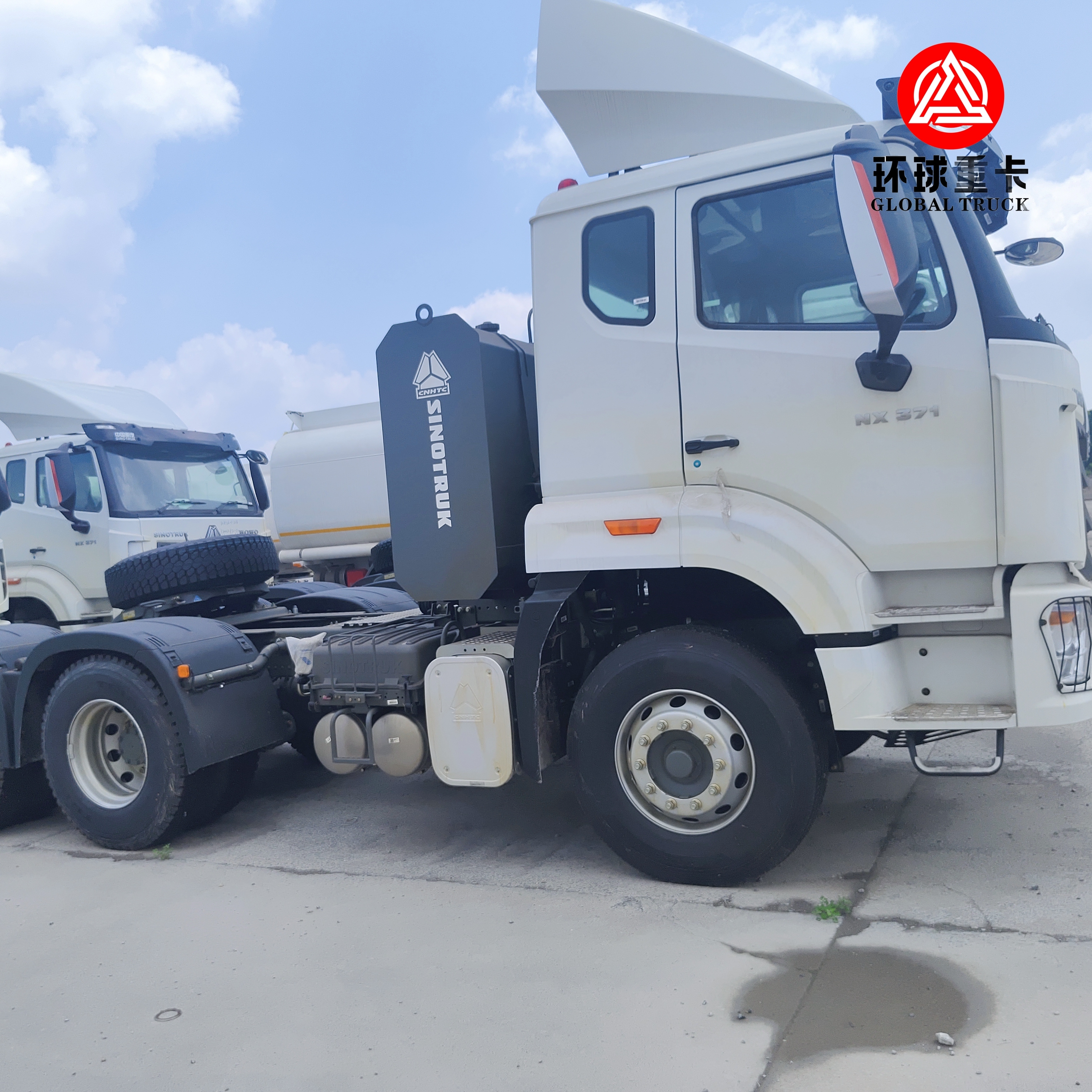 รถกระบะ HOWO NX 6x4 ใหม่ 371HP รถกระบะขนของหนักสําหรับการจัดสรรและบริการขนส่งสินค้า