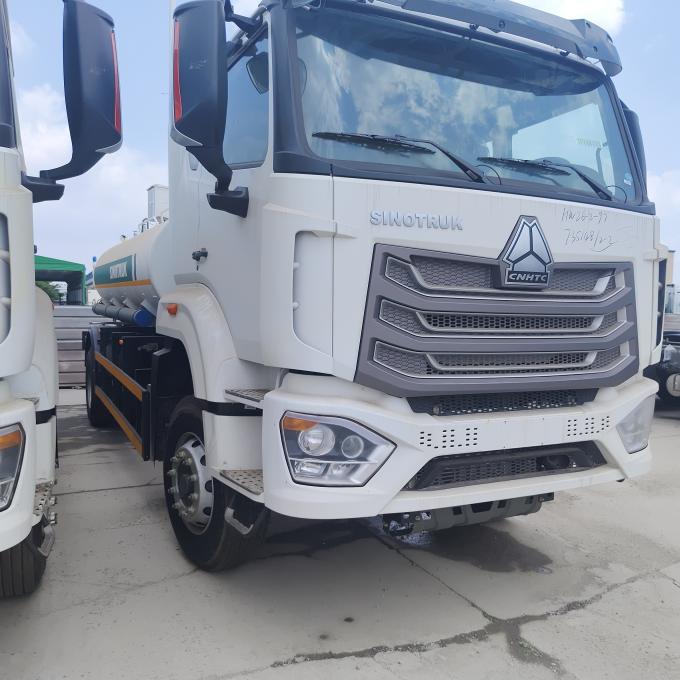HOWO NX 6×4 CNG Fuel Tank Truck side view